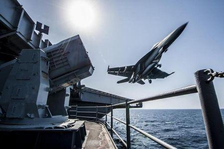 الجيش الأمريكي: امريكا والحلفاء نفذوا 34 ضربة جوية ضد الدولة الاسلامية