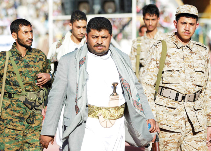 صحيفة دولية.. محمد علي الحوثي اجرى عملية تجميل