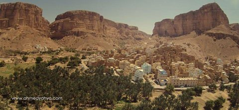 تفاصيل  : قتلى من الجيش في اشتباكات اندلعت بين جنود ومسلحين قبليين ب "دوعن "بحضرموت شرق اليمن