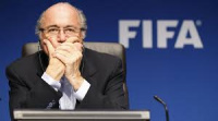 الفيفا يفتح إجراءات محاكمة بلاتر وبلاتيني