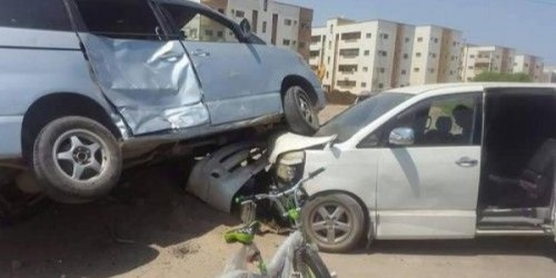 انقلاب حافلة طلاب قادمة من الكلية بمدينة الشعب