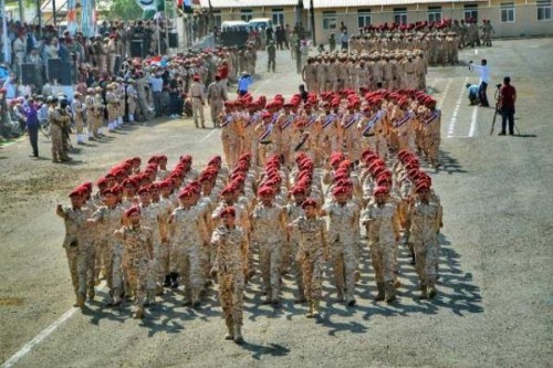 شاهد بـ(الفيديو).. العرض العسكري المهيب والذي أقيم في معسكر الجلاء بحضور اللواء أحمد سعيد بن بريك رئيس الجمعية الوطنية للمجلس الانتقالي الجنوبي بمناسبة عيد الاستقلال المجيد