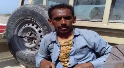 القبض على "أبو ضياء" أحد أفراد خلية إرهابية حوثية مكلفة بزراعة العبوات الناسفة في الساحل الغربي