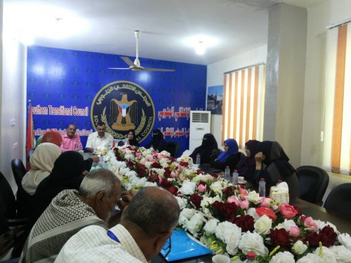 ضمن طاولة الحوار الجنوبي.. نائب رئيس الجمعية الوطنية يلتقي ممثلات اتحاد المرأة الجنوبية
