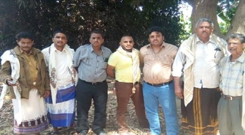 الحزام الأمني ب#أبيـن يطلع عدد من الصحفيين على الحالة الأمنية بالمحافظة