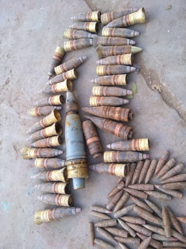بـ(الصور).. قوات الحزام الامني قطاع البريقة تعثر على قذائف تحت جسر ب#عدن