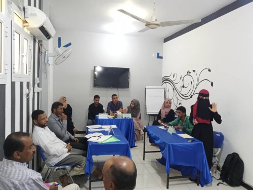 مؤسسة "ألف باء" تنظم مناظرة بين محلي صيرة ومجلس الظل الشبابي
