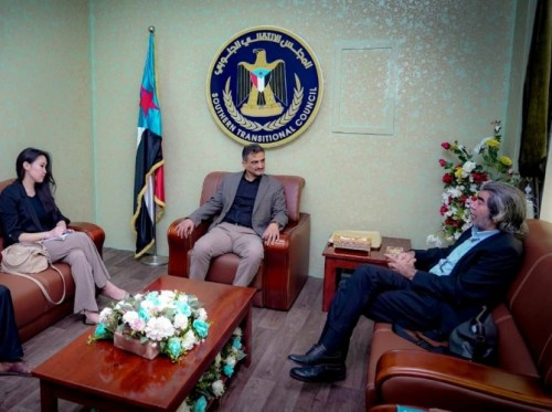 الأمين العام للانتقالي يبحث مع مستشاري المبعوث الدولي غريفث العملية السياسية وسُبل إحلال السلام في #اليمن