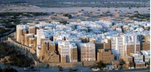 مركز صنعاء والسياسة القذرة.. مؤامرةٌ استهدفت شق صف الجنوبيين