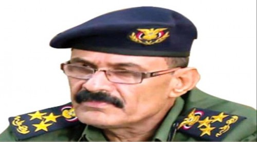وزارة الداخلية تتسلم قائد المجموعة الأمنية المتهمة بقتل الشاب دمبع