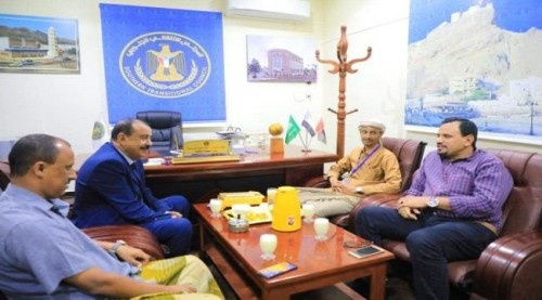 بن بريك والسقطري يطلعان على سير عمل الجمعية في الجمعية الوطنية