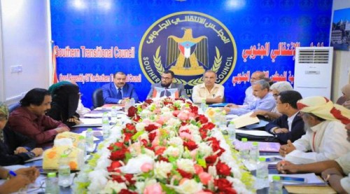 بحضور نائب رئيس المجلس .. رئيس الجمعية الوطنية يترأس اجتماعاً للهيئة الإدارية