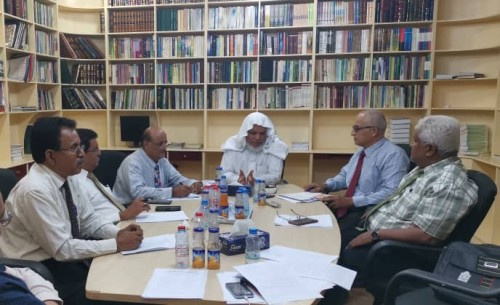 اللجنة العلمية لمؤتمر"دور الحضارم في عدن عبر التاريخ" تقف أمام عناوين الأبحاث