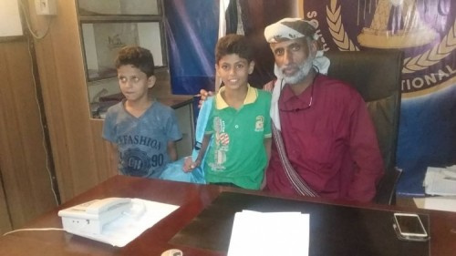 رئيس انتقالي #شبوة يكرم بطلي لعبة الشطرنج معتز ومالك كرنون ويدعو للاهتمام بهما