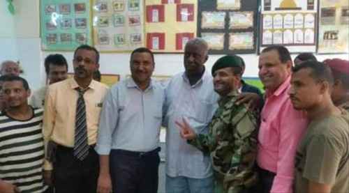 مدير أمن #عـدن يشارك افتتاح المعرض المدرسي بمدرسة &ldquo;الفتح&rdquo; في التواهي