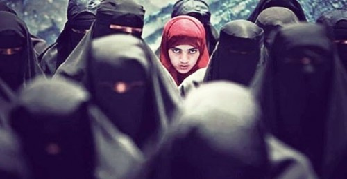 بعد عجز الرجال عن حمايتهن.. تعرف على حيل نساء #صنـعاء للانتقام من #الحـوثيين