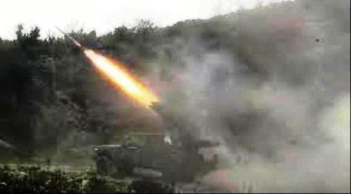 بينهم قيادي بارز.. مصـرع 10 حوثيين باستهداف صاروخي شمال #الضـالع