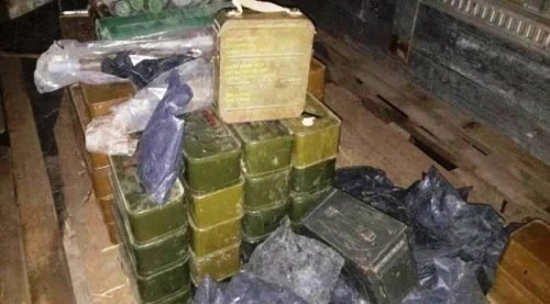 إحباط تهريب شحنة قذائف وذخيرة كانت في طريقها للحوثيين شرقي #تعـز