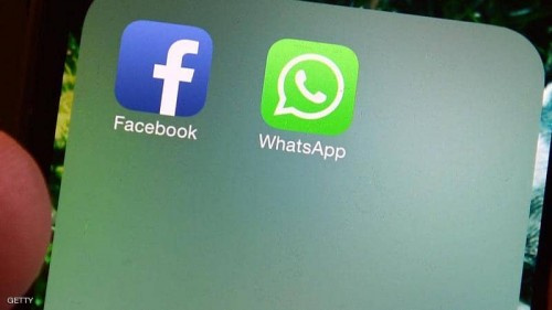 عطل عالمي مفاجئ يضرب "فيسبوك" و"واتساب"