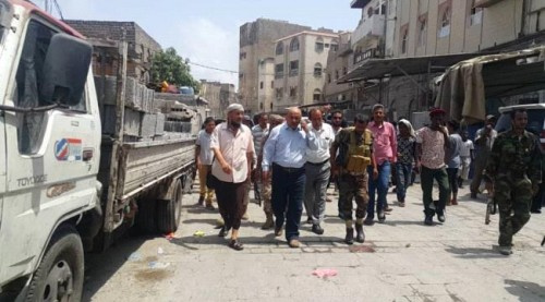 تنفيذ حملة إزالة الأكشاك والبسطات العشوائية في التواهي