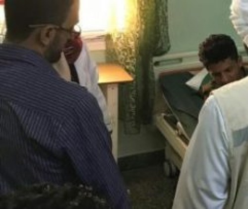 قائد #التحالف_العربي بعدن يزور الجرحى في مستشفى الجمهورية