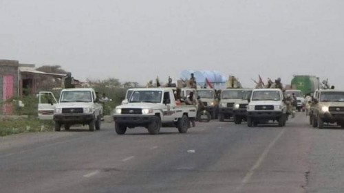 قوات الحزام الأمني بأبين تعزز الخطوط الأمامية بجبهة ثرة