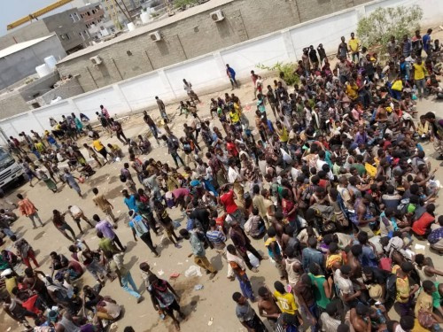 أسرار وحقائق خطيرة.. تورط الشرعية في إدخال 37 ألف أفريقي الى #عدن خلال 2019 ليبلغ عددهم 500 الف