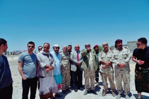 بتوجهات من الرئيس القائد عيدروس الزُبيدي.. أعضاء هيئة الرئاسة يتفقدون الجبهات الأمامية في الحد بيافع