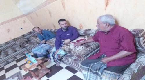 شيخ ومديد يزوران المناضل الحطيبي للاطمئنان على صحة