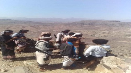 قائد المقاومة رئيس الإدارة الأمنية بانتقالي كرش يتفقد الخطوط الأمامية لجبهات المديرية