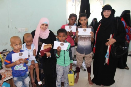 دائرة المرأة والطفل الانتقالي تقوم بزيارة لقسم سرطان الأطفال في مستشفى الصداقة ب#العاصمة_عدن