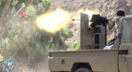 #ألوية_العمالقة و#الحزام_الأمني في جبهة تورصة بالأزارق تشن هجوماً عنيفاً على مليشيات #الحـوثي