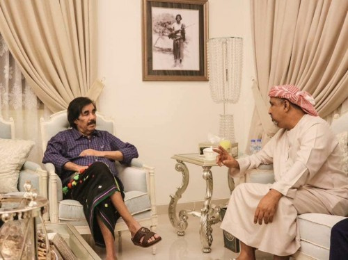 في ذكرى فك الإرتباط الرئيس البيض يستقبل نجل قائد معركة تحرير عدن الشهيد علي ناصر هادي  