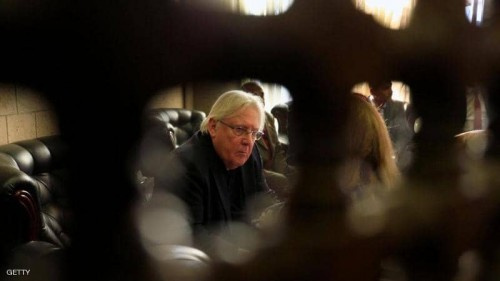 هادي: لن نقبل بغريفيث إلا بمراجعة تجاوزاته مع #الحوثي