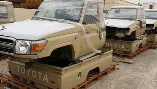 فضيحة كبرى للشرعية&hellip; تشليح أطقم جديدة تابعة للتحالف بـ#مأرب