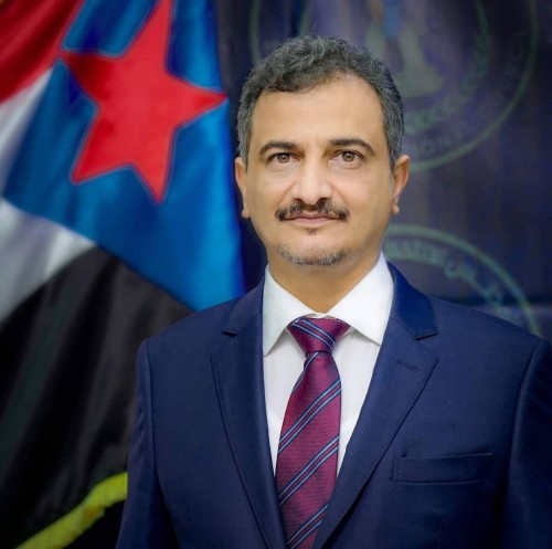 الأمين العام للمجلس الانتقالي يُعزي في وفاة القاضي محسن باهز الديّاني