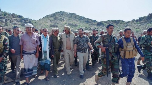 الرئيس الزُبيدي يتفقد خطوط النار في جبهات محافظة #الضالع