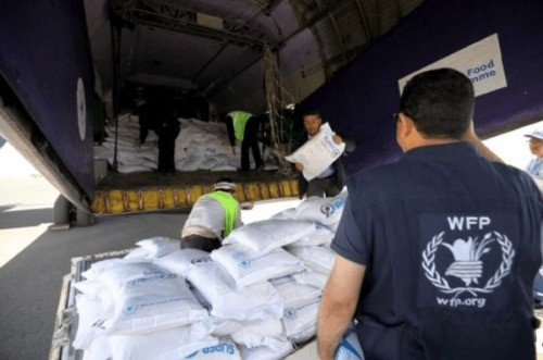 رويترز: خلاف بين #الحوثيين وبرنامج الأغذية العالمي على توزيع المساعدات في #اليمن