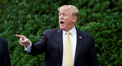 ترامب: هناك دائماً فرصة لعمل عسكري ضد إيران