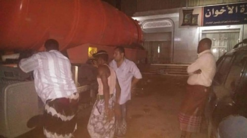 لجنة الطوارئ ب#المجلس_الانتقالي تباشر عملية شفط مياه الأمطار الراكدة ب#العاصمة_عدن