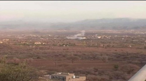 صاروخ ﺑﺎﻟﻴﺴﺘﻲ #ﺣﻮﺛﻲ &rdquo; ﻋﻠﻰ ﺣﻲ ﺳﻜﻨﻲ ﻓﻲ منطقة شخب بقعطبة شمال #الضالع