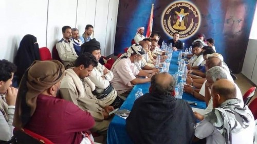 اجتماع استثنائي مشترك للهيئة التنفيذية ورؤساء القيادات المحلية بالانتقالي بمديريات #شبوة بحضور العولقي