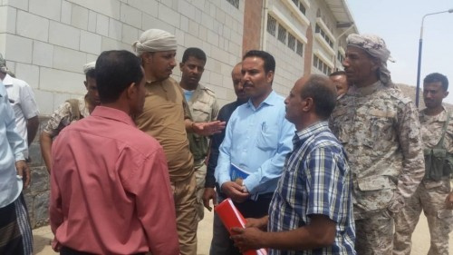 الهلال الأحمر الإماراتي يتكفل بإعادة تأهيل معهد ردفان المهني