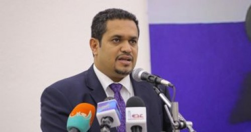 وزير يمني: الحوثيون يسرقون مساعدات إنسانية بمناطق سيطرتهم