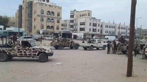 عــاجل.. بعد نقض قوات الأحمر اتفاق التهدئة..تجدد الاشتباكات بعتق ومصـرع 3من جنود اللواء21