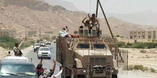 قيادي بانتقالي #شبـوة : قائد عسكري إصلاحي ب#شبـوة يعترف بانهم اخترقوا الاتفاق وادخلوا قوات من #مأرب الى عتق