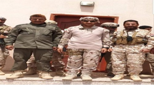 خلال زيارته للعاصمة عدن .. القائد العام لقوات #التحـالف_العربي يزور معسكر اللواء الرابع دعم وإسناد وإدارة أمن لحج