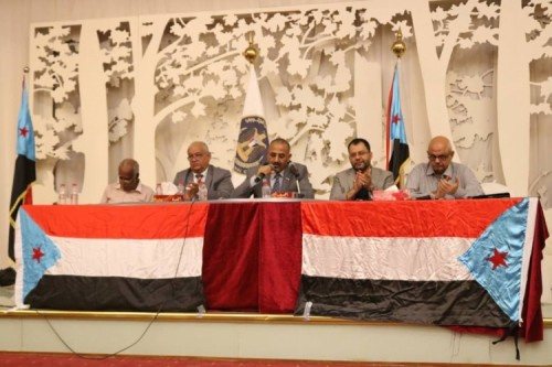 الرئيس الزُبيدي: لن نتخلى عن مهامنا في خدمة شعبنا ونسعى بقوة لاستعادة المكانة الرائدة والوجه المشرق لعدن