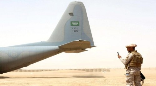 صحيفة بريطانية : خلية مسقط تشنّ الهجمات الإعلامية على التحـالف العربي بمشاركة قطرية