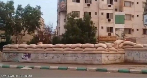 #الحوثي يحول المباني السكنية إلى متاريس داخل مدينة #الحديدة